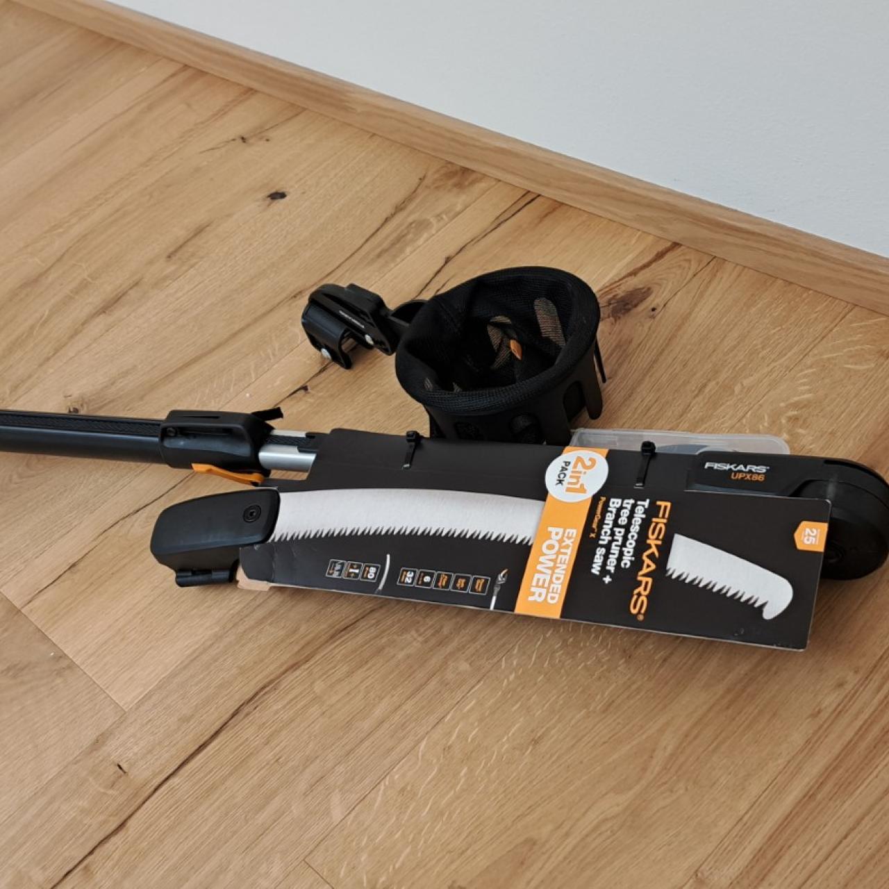 Astsäge mit Teleskopstab